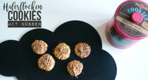 Haferflocken-Cookies mit Nüssen