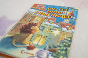 Kinderbuch-Adventskalender | 3. Dezember | Der Löwe unterm Tannenbaum